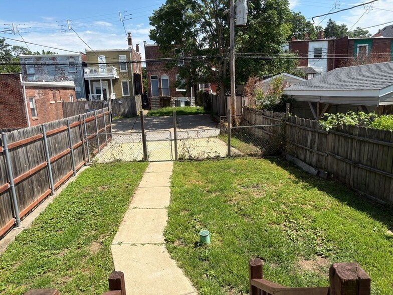 Building Photo - 4343 Arco Ave
