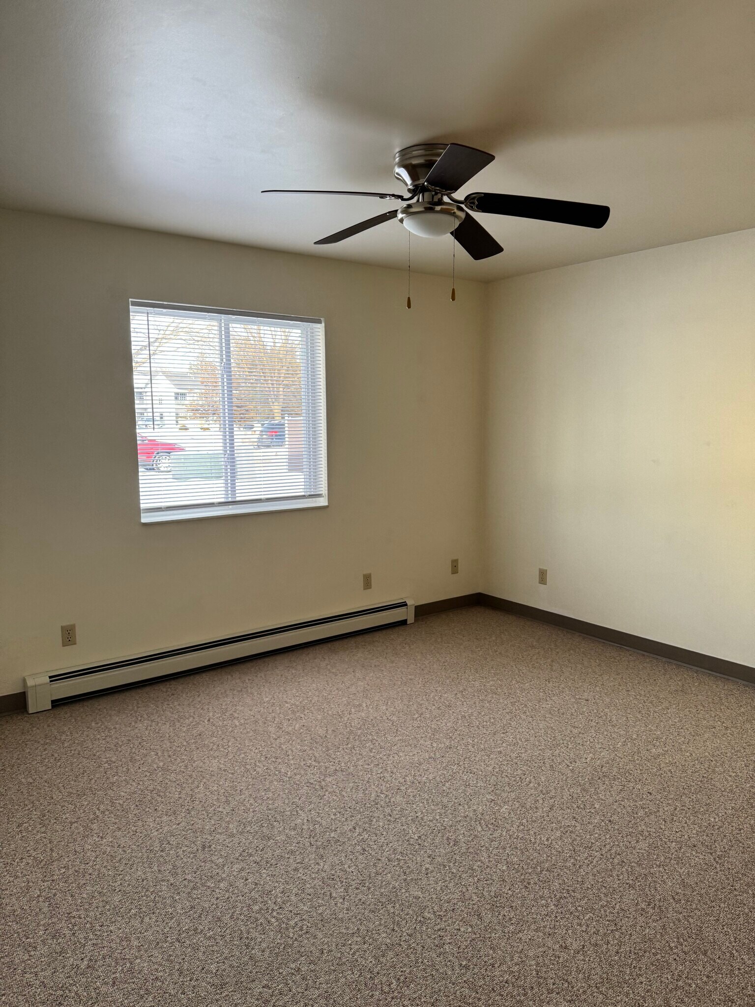 Building Photo - 3116 Wilson Ave