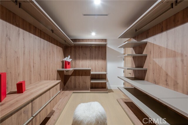 Building Photo - 2608 Zorada Dr