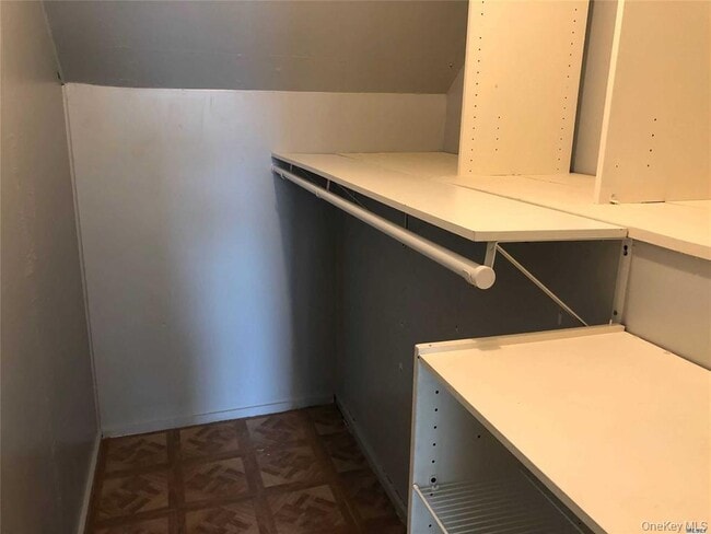 Building Photo - 563 Albemarle Pl