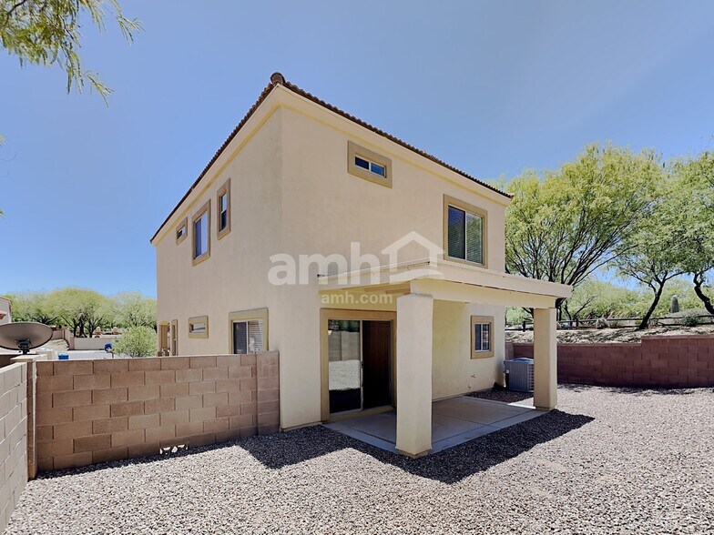 Building Photo - 397 East Placita Rejilla