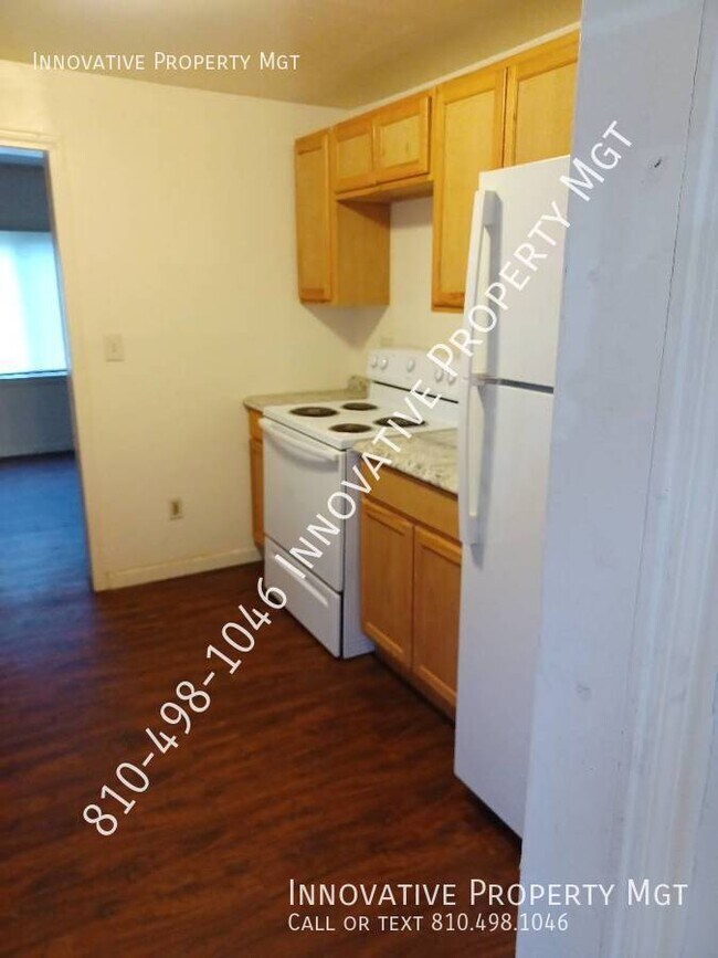 Building Photo - Recently refinished 3 bedroom , 1 bath home!