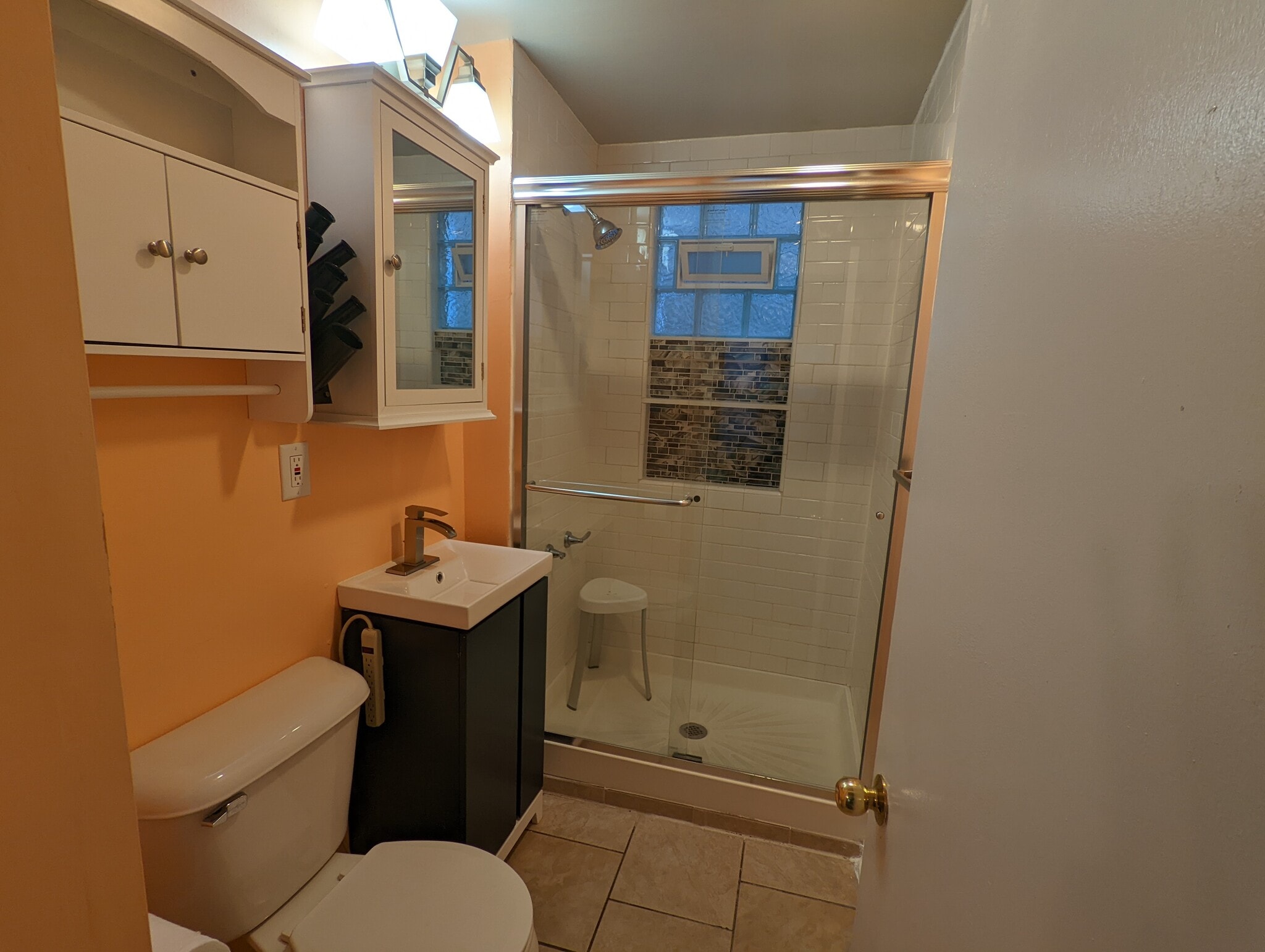 Bathroom - 2835 S Harvey Ave