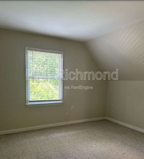 Building Photo - 33 Fairwood Dr