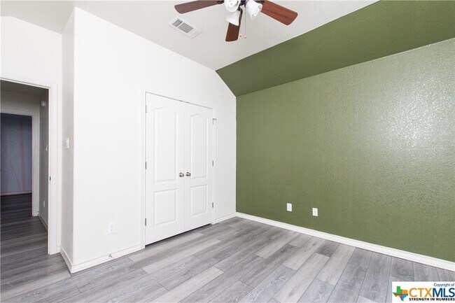 Building Photo - 2903 Scottsdale Dr