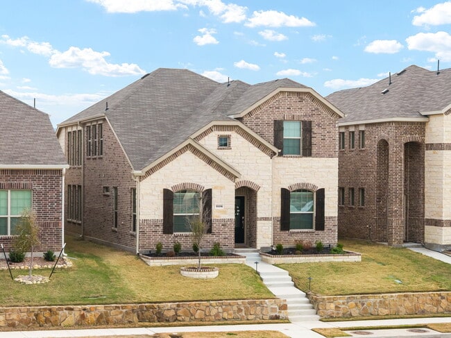 Building Photo - 10016 Thornapple Rd