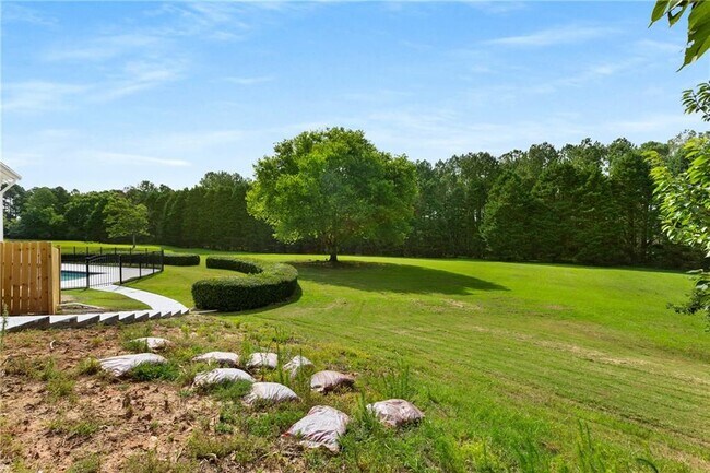 Building Photo - 1000 Grayson Pkwy
