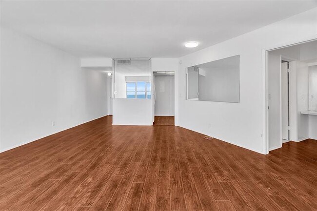Building Photo - 3700 Galt Ocean Dr