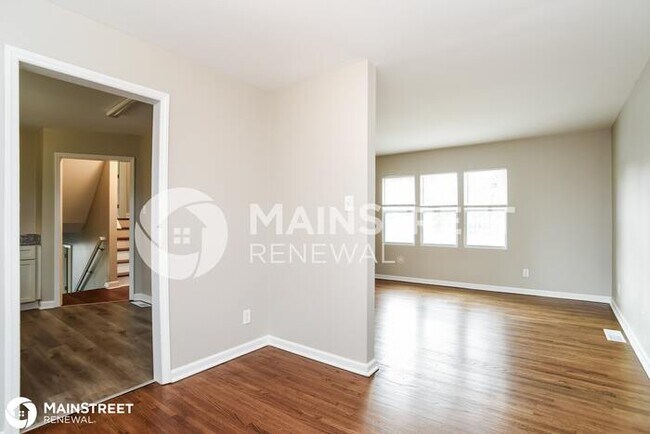 Building Photo - 5909 Ruth Dr