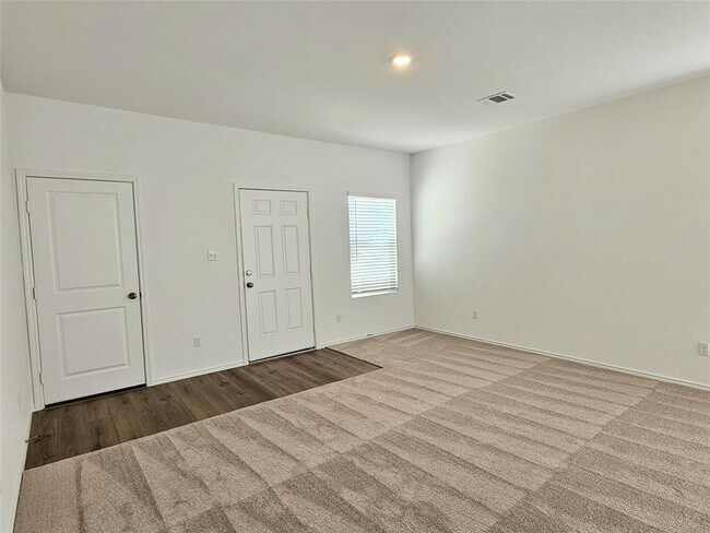 Building Photo - 418 Paddlefish Ln