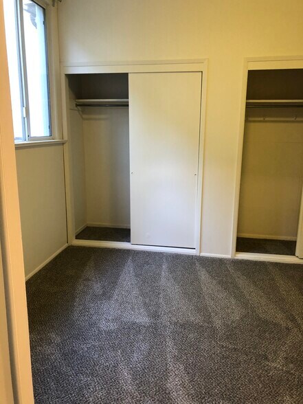 Building Photo - 352 Palm Ave