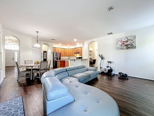 Building Photo - A home built for living well: 4Bedrooms/3Baths sophisticated home in Fells Cove!