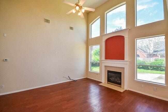 Building Photo - 3211 Chapel Creek Way