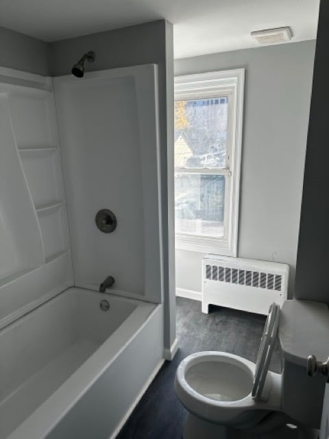 Building Photo - 526 Selfridge St