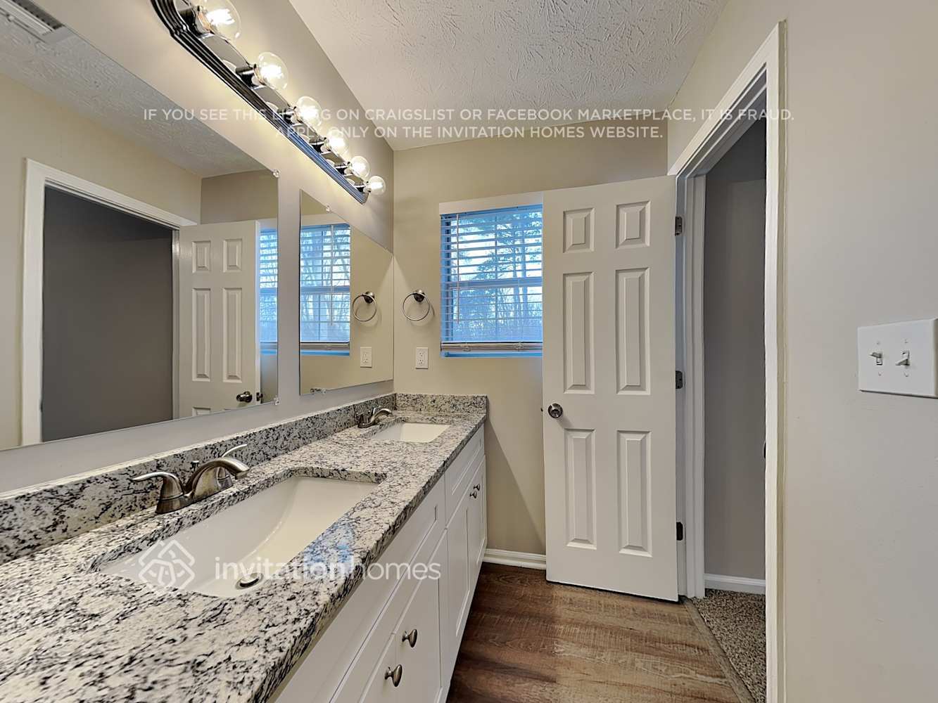 Building Photo - 2200 Ramblewood Cir