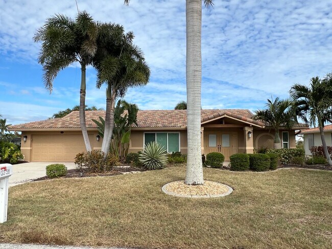 Building Photo - Furnished ** Punta Gorda Isles Vacation Home ** Heated Pool ** Canal / Boat Dock ** $6,500