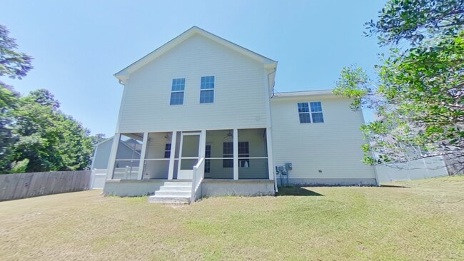 Building Photo - 71 Abigail Way