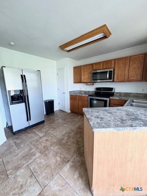 Building Photo - 3504 Saul Dr