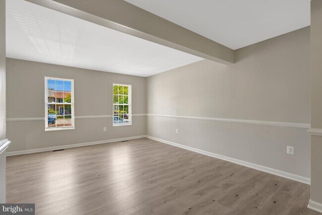 Building Photo - 7065 Leewood Forest Dr