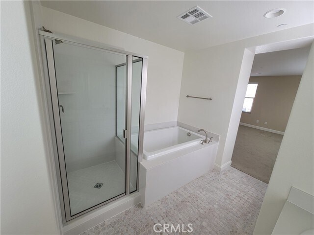 Building Photo - 56 Latitude