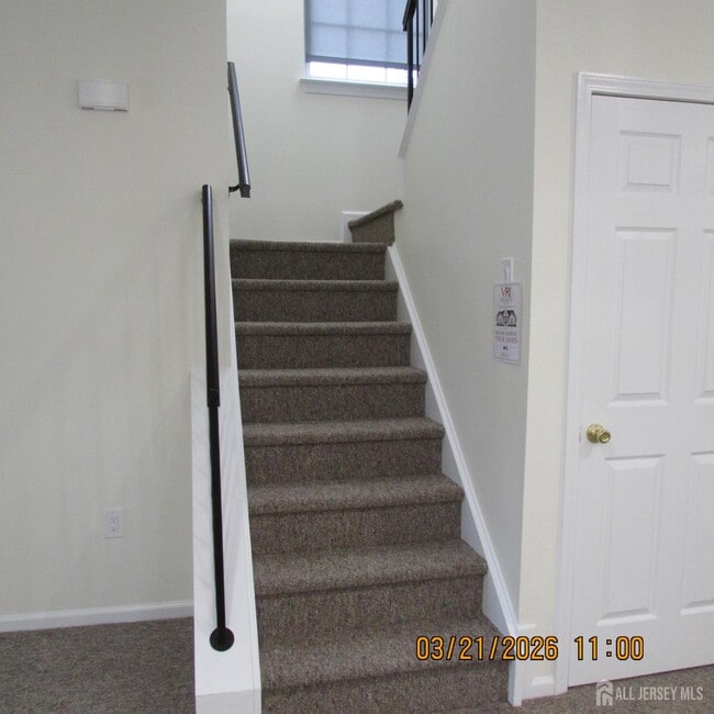 Building Photo - 29 Tall Oaks Ct