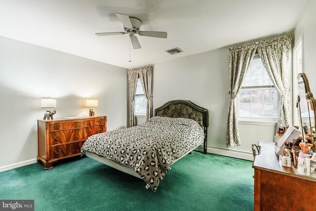 Building Photo - 841 Rodman Ave