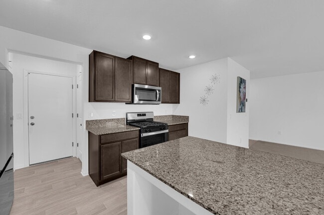 Building Photo - Don't miss out on this cozy 3-bedroom, 2-story home that's ready for you to move in!