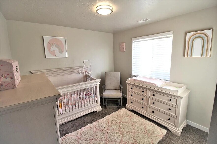 Building Photo - 119 S Baraya Way