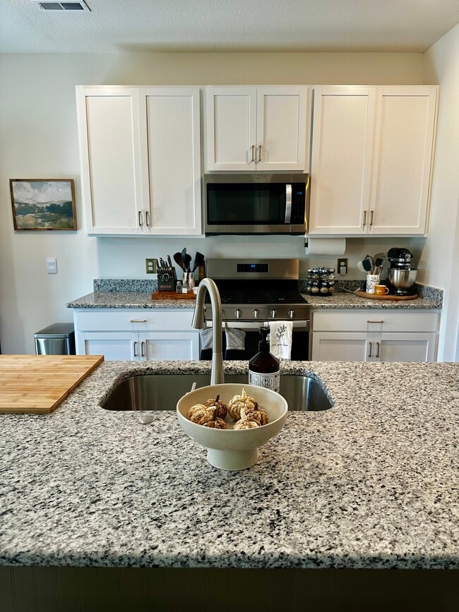 Building Photo - 273 Neals Landing Rd