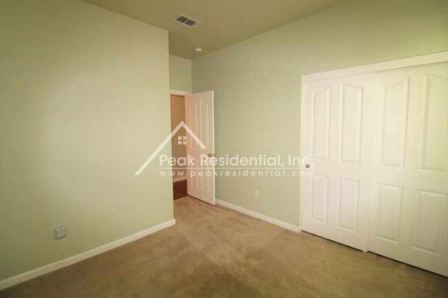 Building Photo - Very Nice 3bd/2ba Elk Grove Home in Laguna...