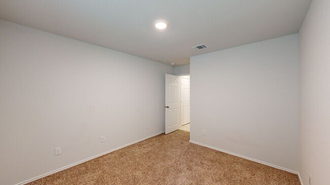 Building Photo - 9606 Falme Ln