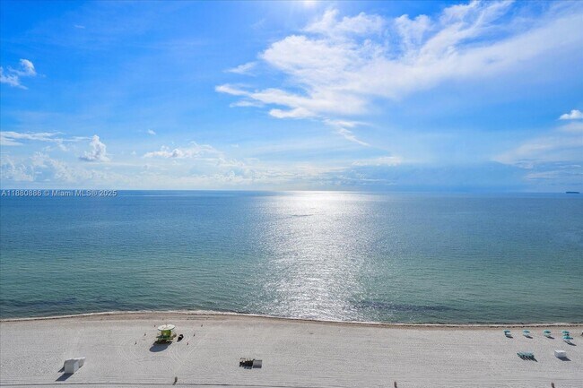 Building Photo - 5757 Collins Ave