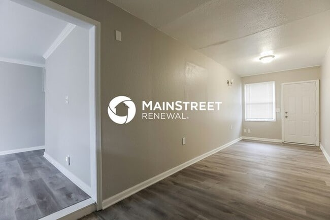 Building Photo - 3 Bedroom Pet-Friendly Home in KANSAS CITY...