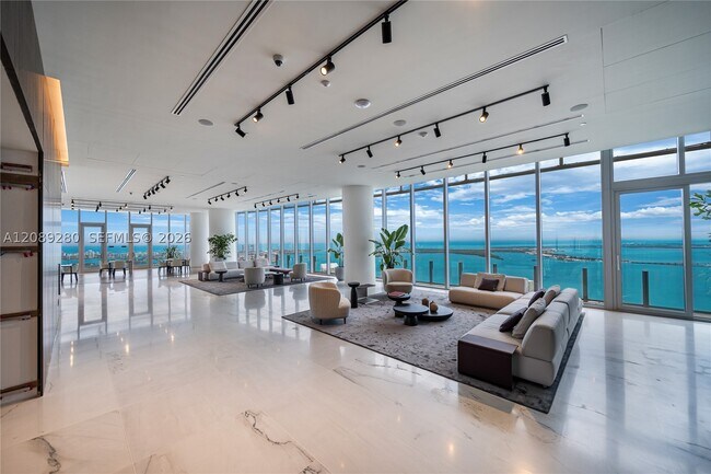 Building Photo - 300 Biscayne Blvd