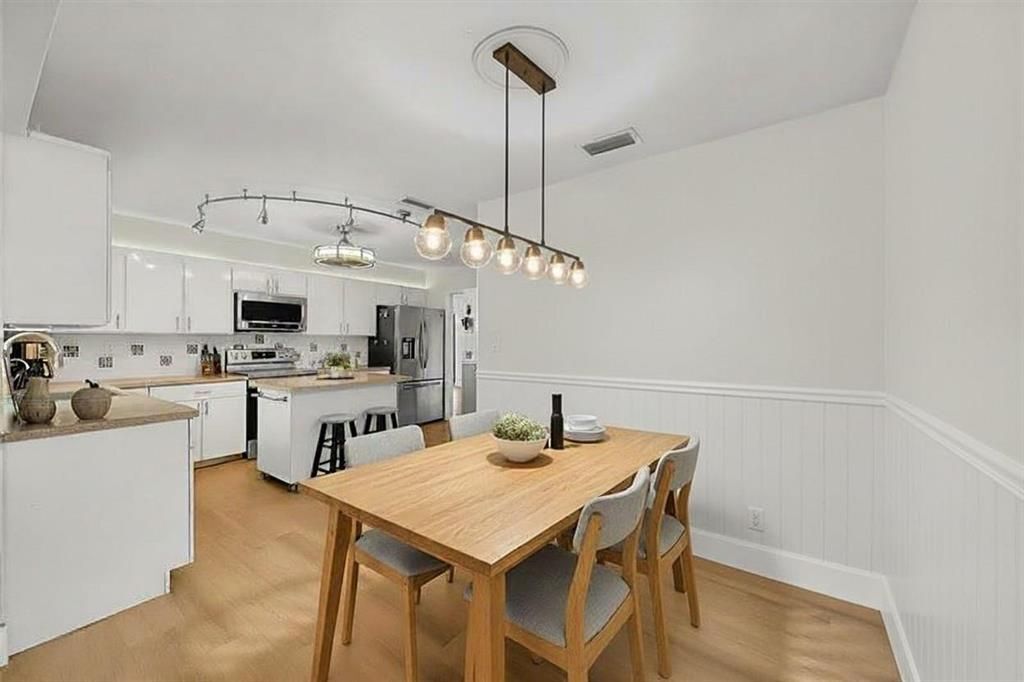 Building Photo - 1480 SW 66th Terrace