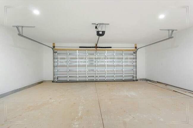 Building Photo - Luxury New Construction in Loxley with Lak...