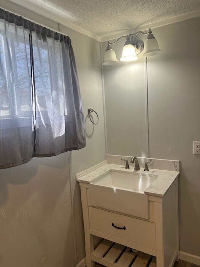 Building Photo - 2bed Rural Mobile Home