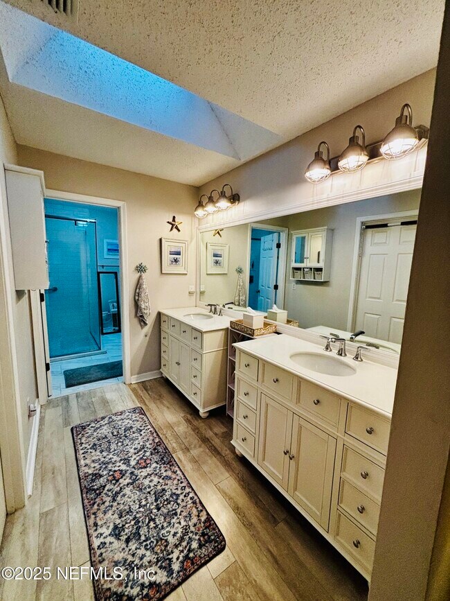 Building Photo - 109 Bay Hill Ct
