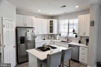 Building Photo - 8275 Shannons Landing Way