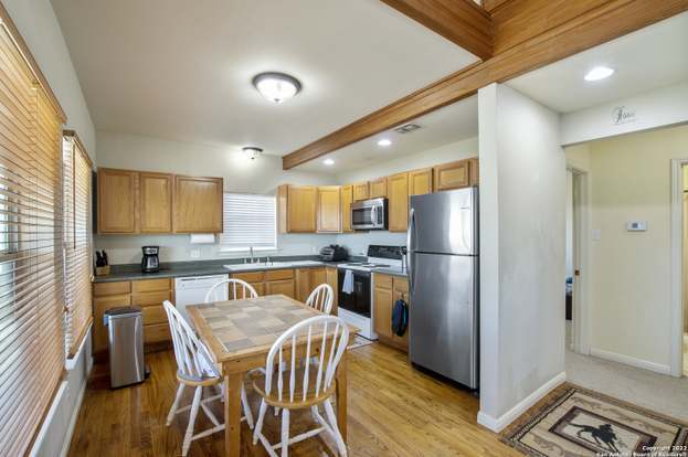 Building Photo - 542 Lonesome-