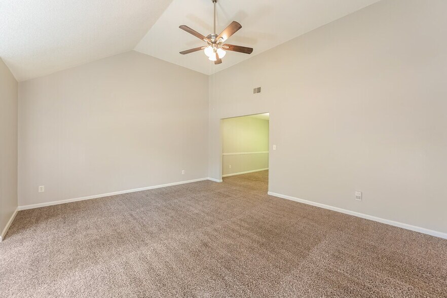 Building Photo - 3154 Lower Creek Dr