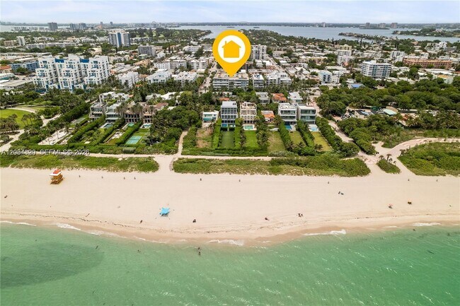 Building Photo - 7800 Collins Ave