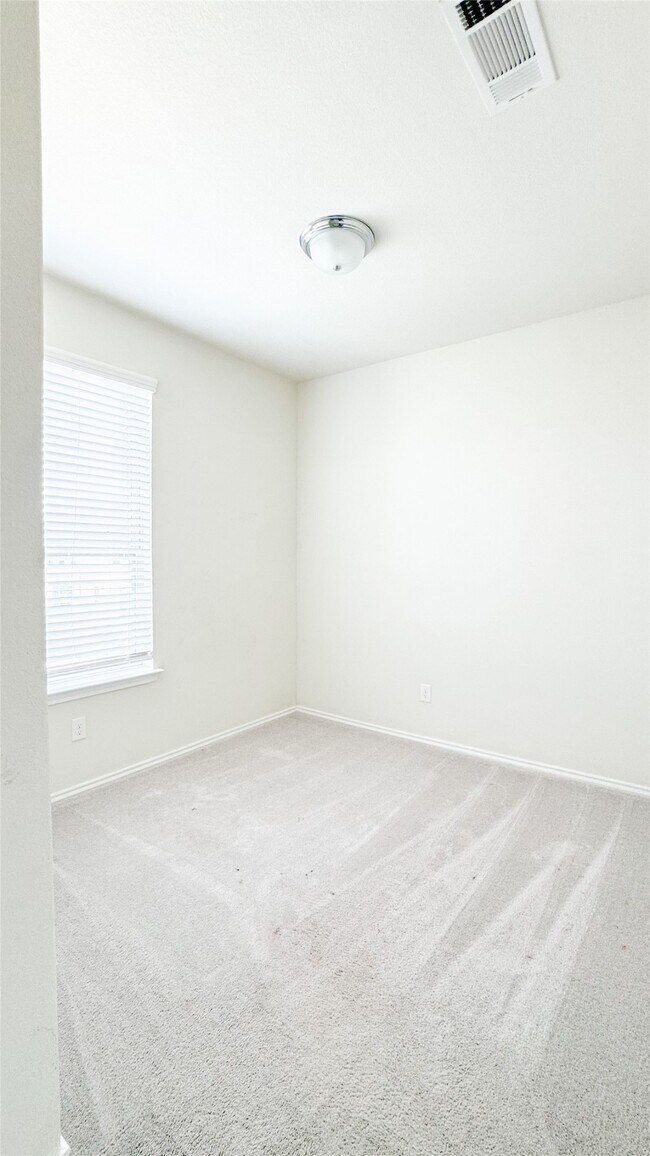 Building Photo - 3123 Yukon Trace Dr
