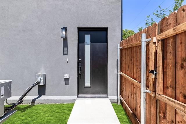 Building Photo - 4707 Virginia Ave