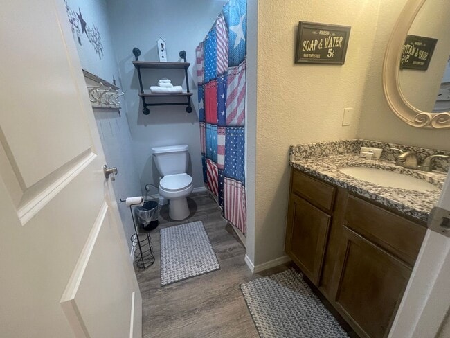 Building Photo - Recently Renovated Furnished 3 Bedroom 2 Bath Condo/ Apartment for Rent in Branson, MO