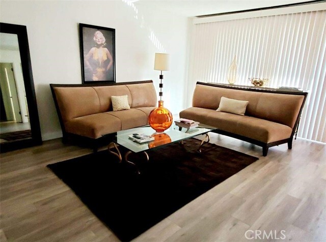 Building Photo - 2220 S Calle Palo Fierro