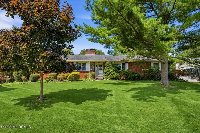 Building Photo - 470 Monmouth Pl