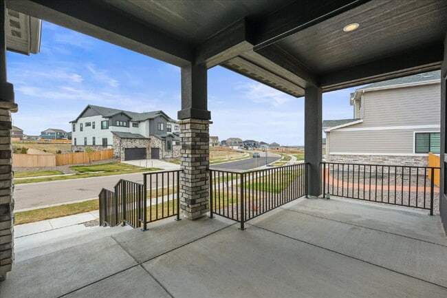 Building Photo - $7,495.00, Stunning 6 bed, 5 bath Ranch-St...