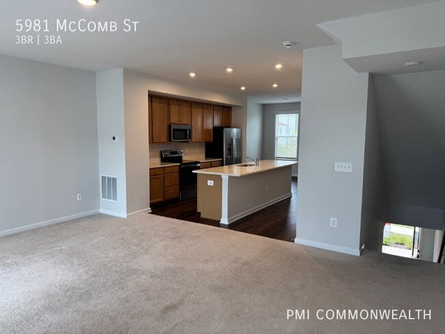 Building Photo - 5981 McComb St