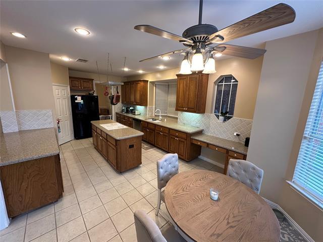 Building Photo - 503 Ironwood Dr